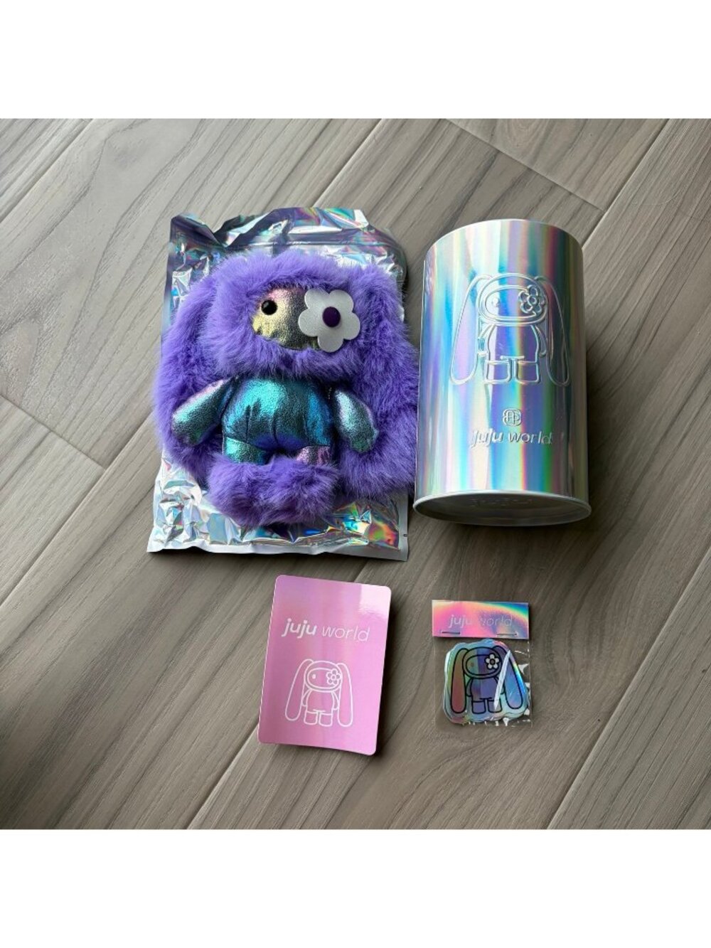 Juju World Hong Kong Plush Toy and Sticker Set MINNIE